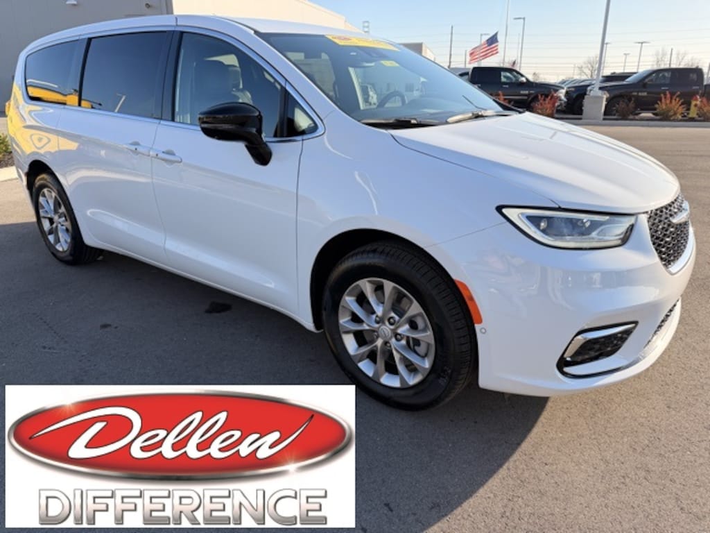 New 2026 Chrysler Pacifica SELECT AWD Passenger Van