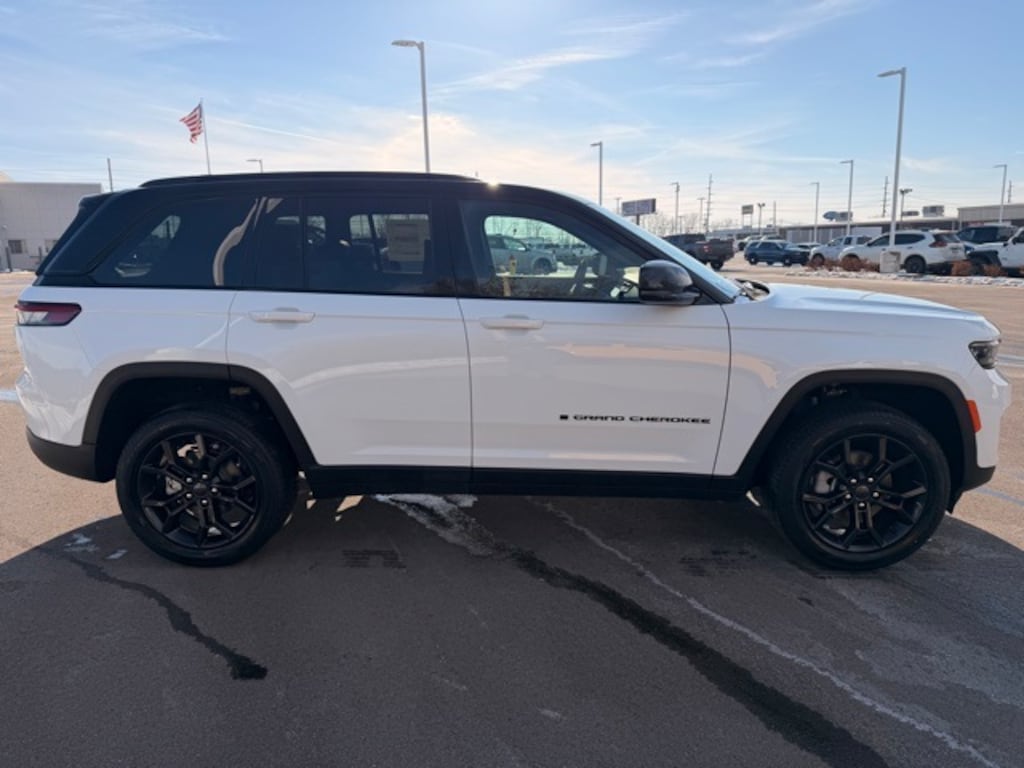 New 2025 Jeep Grand Cherokee LIMITED 4X4 Sport Utility