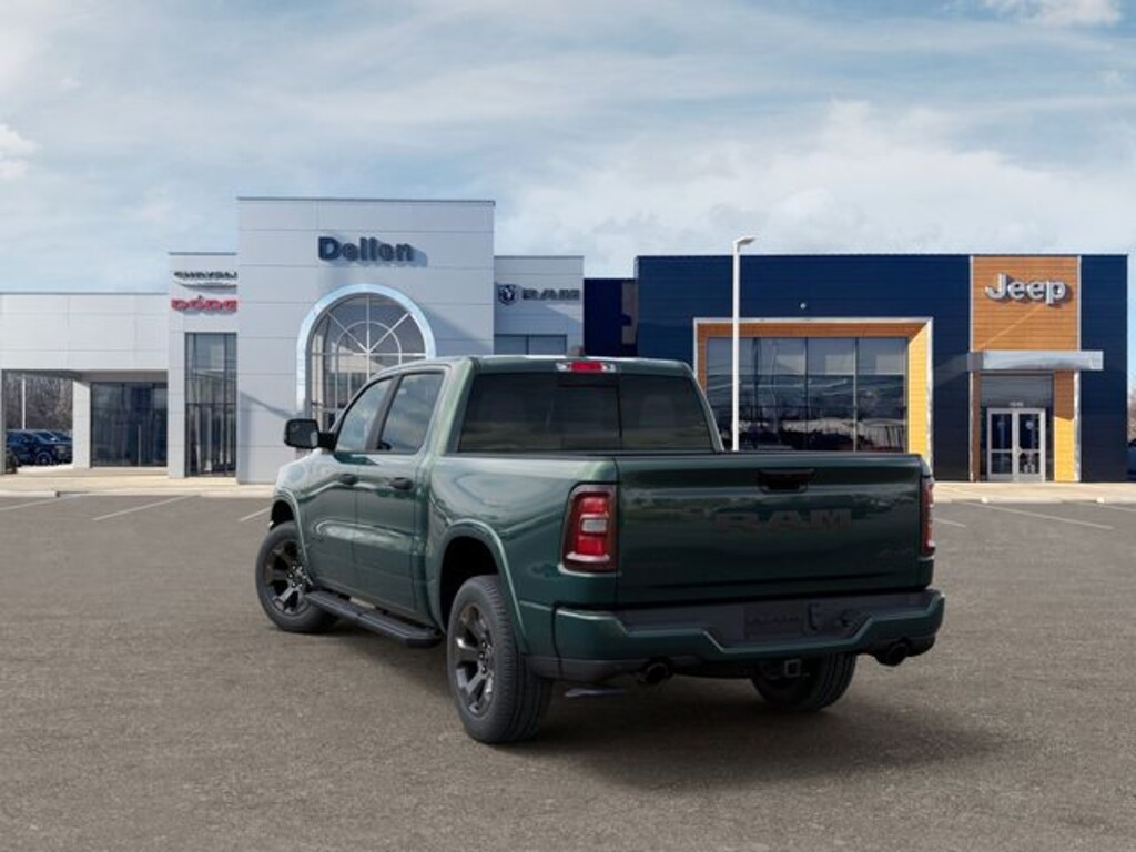 New 2026 Ram 1500 BIG HORN CREW CAB 4X4 5'7 BOX Pickup