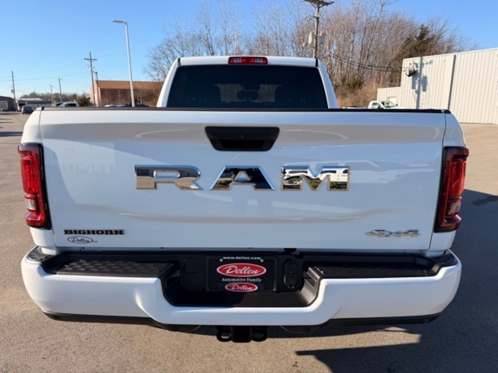 New 2026 Ram 2500 BIG HORN CREW CAB 4X4 6'4 BOX Pickup