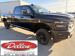 2026 Ram 2500 TRADESMAN CREW CAB 4X4 8' BOX Pickup