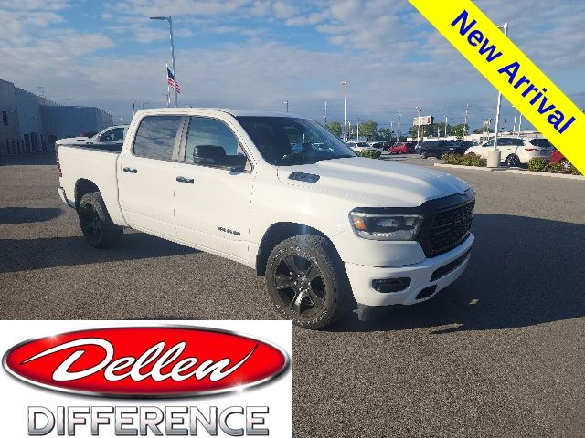 2023 RAM 1500 Big Horn/Lone Star 4x4 Crew Cab 5'7's photo