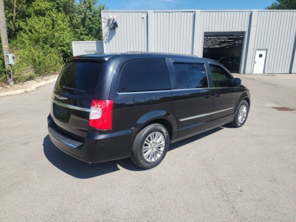 Used 2015 Chrysler Town & Country Touring-L Van