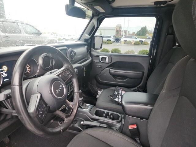 2022 Jeep Wrangler Sport photo 3