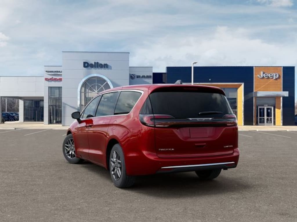 New 2027 Chrysler Pacifica LIMITED Passenger Van