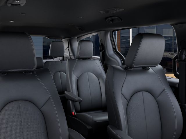 2026 Chrysler Pacifica Select - Photo 26