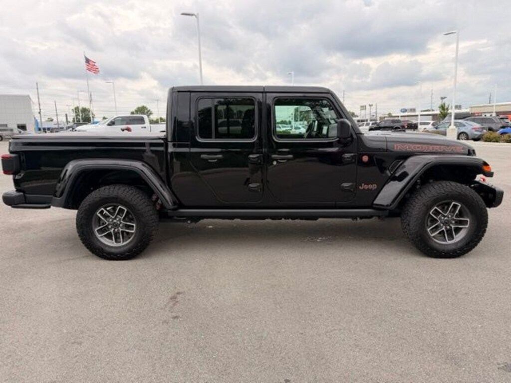 Certified 2024 Jeep Gladiator Mojave Truck Crew Cab