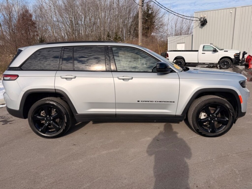 Certified 2024 Jeep Grand Cherokee Limited SUV