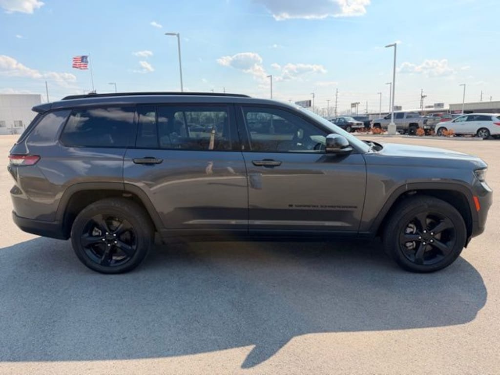 Certified 2023 Jeep Grand Cherokee L Laredo SUV
