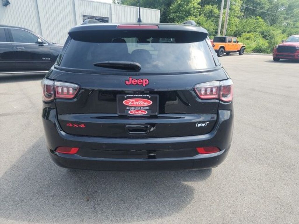 Used 2023 Jeep Compass Limited SUV