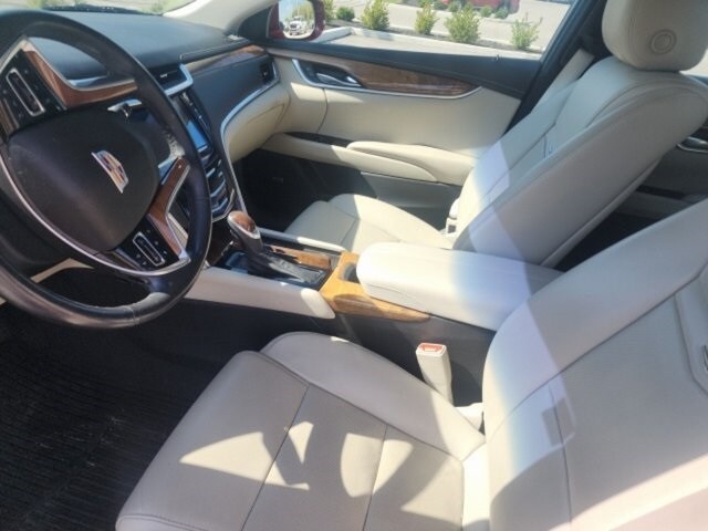 2019 Cadillac XTS Luxury photo 3