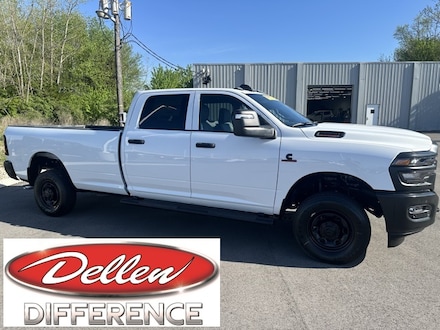 2025 Ram 2500 TRADESMAN CREW CAB 4X4 8' BOX Pickup