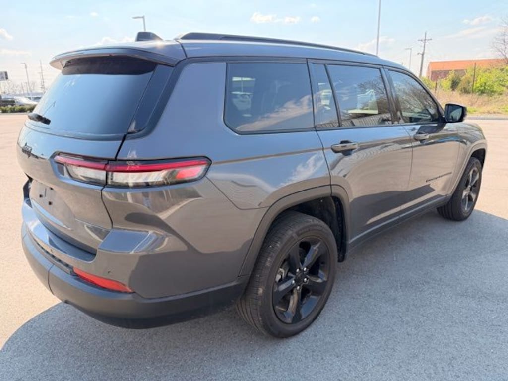 Certified 2023 Jeep Grand Cherokee L Laredo SUV