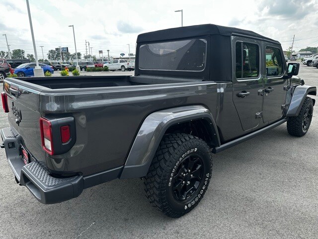 2021 Jeep Gladiator Sport photo 3