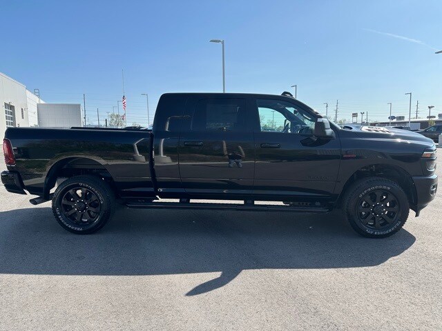 2025 Ram 2500 Laramie photo 2