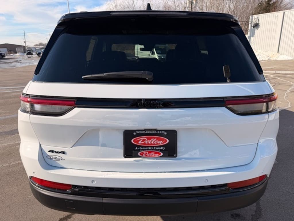 New 2025 Jeep Grand Cherokee LIMITED 4X4 Sport Utility