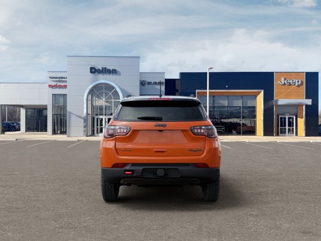 2026 Jeep Compass Trailhawk - Photo 7