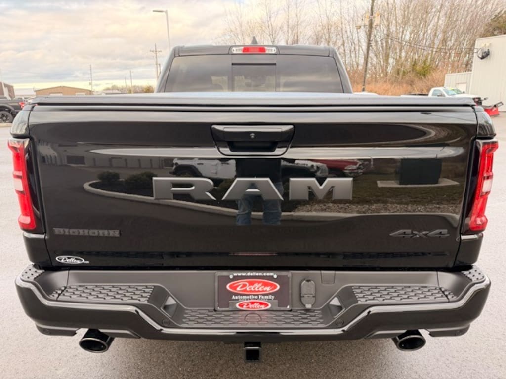 New 2026 Ram 1500 BIG HORN CREW CAB 4X4 5'7 BOX Pickup