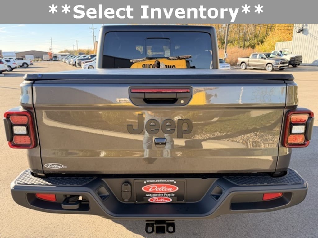 New 2026 Jeep Gladiator WILLYS 4X4 Pickup