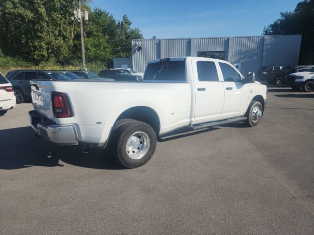 Certified 2025 Ram 3500 Tradesman Truck Crew Cab