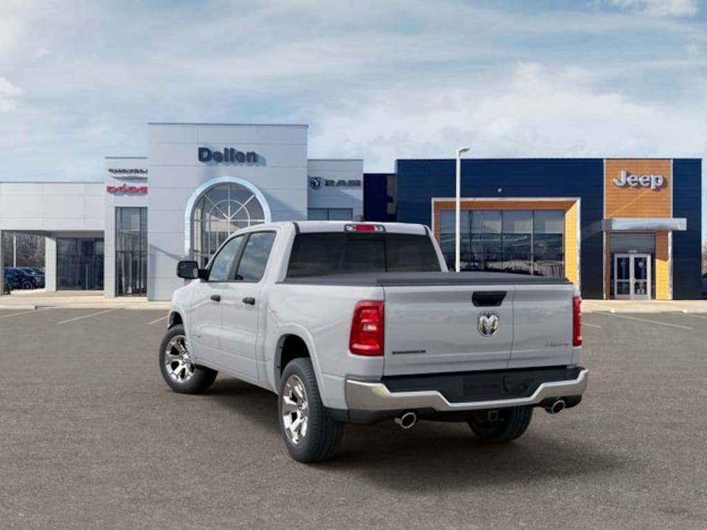 New 2026 Ram 1500 BIG HORN CREW CAB 4X4 5'7 BOX Pickup