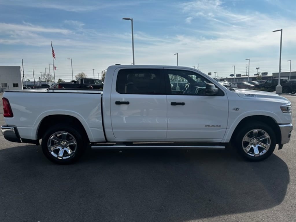 New 2026 Ram 1500 BIG HORN CREW CAB 4X4 5'7 BOX Pickup