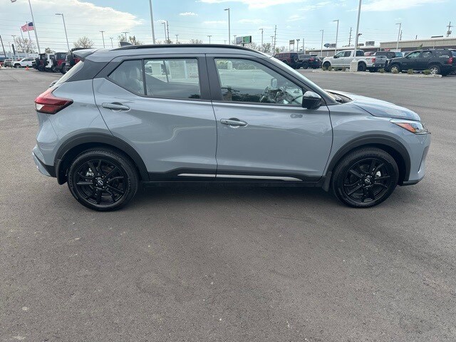 Used 2024 Nissan Kicks SR with VIN 3N1CP5DV0RL514512 for sale in Greenfield, IN