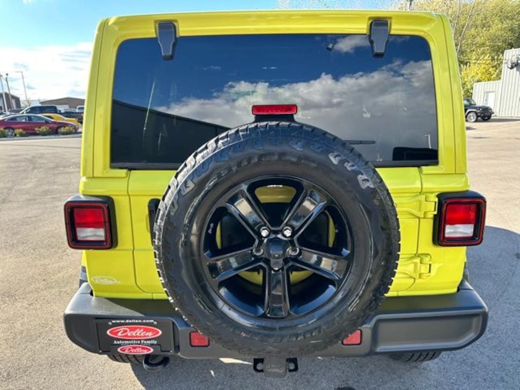 Certified 2022 Jeep Wrangler Unlimited Sahara SUV