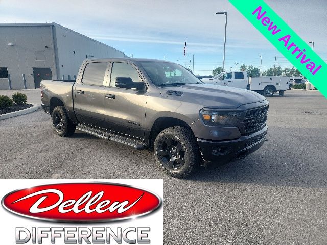 2023 RAM 1500 Big Horn/Lone Star 4x4 Crew Cab 5'7's photo