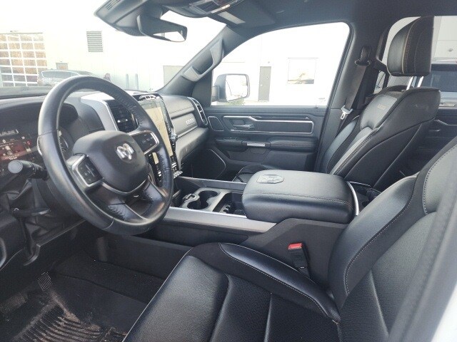 2022 Ram 1500 Laramie photo 3