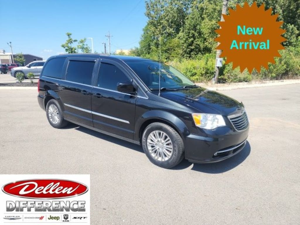Used 2015 Chrysler Town & Country Touring-L Van