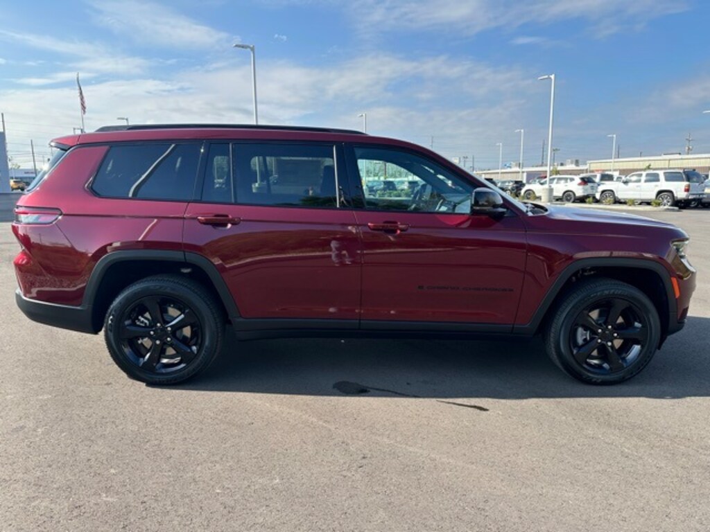 New 2025 Jeep Grand Cherokee L ALTITUDE X 4X4 For Sale Greenfield IN 1C4RJKAG9S8633905