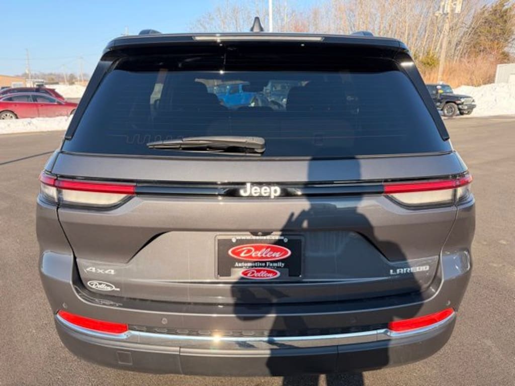 Certified 2024 Jeep Grand Cherokee Laredo SUV