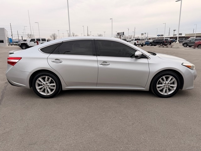 Used 2014 Toyota Avalon XLE Premium with VIN 4T1BK1EB5EU105969 for sale in Greenfield, IN