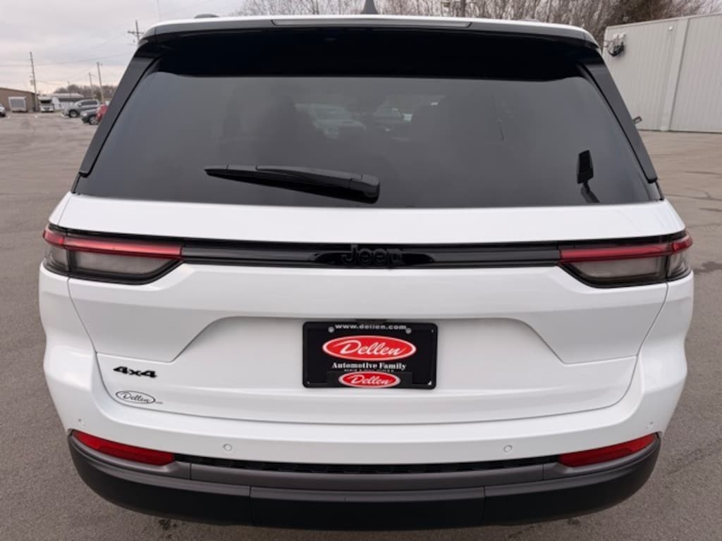 New 2026 Jeep Grand Cherokee LIMITED 4X4 Sport Utility