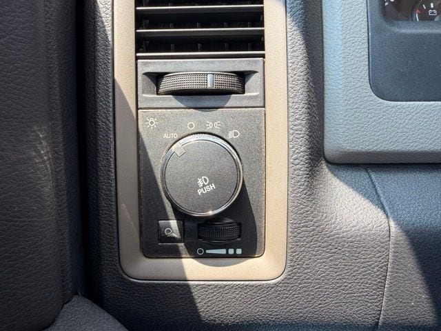 2012 RAM Ram 1500 Pickup Express - Photo 13