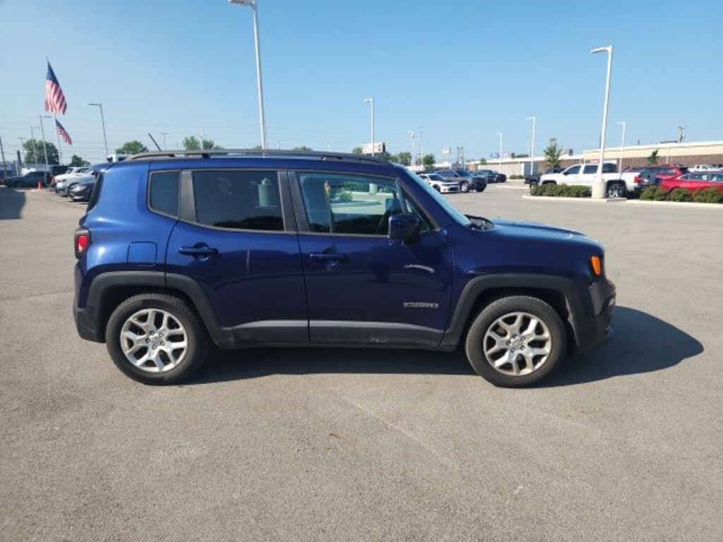 Used 2016 Jeep Renegade Latitude FWD SUV