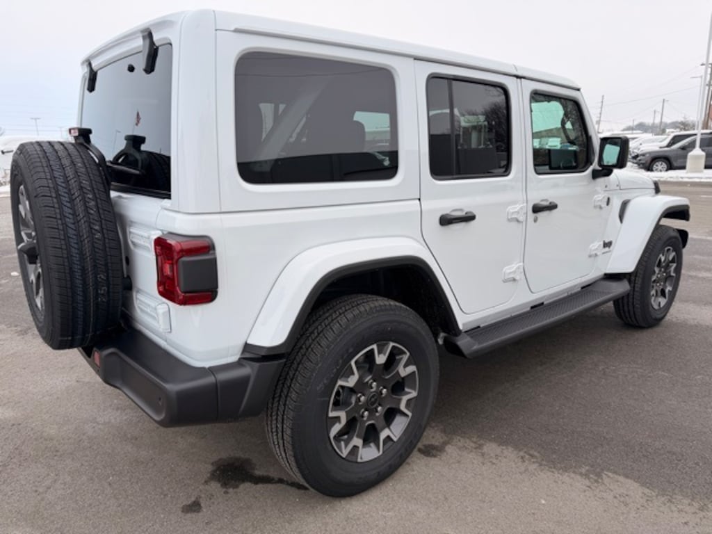 New 2026 Jeep Wrangler 4-DOOR SAHARA Sport Utility