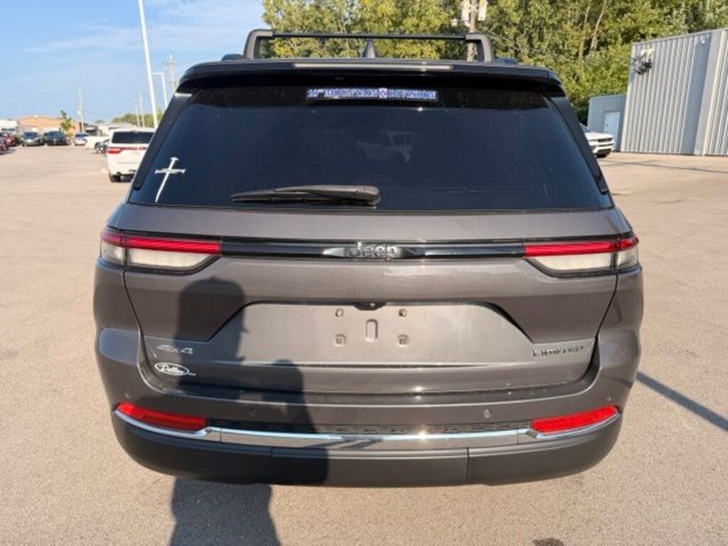 Used 2022 Jeep Grand Cherokee Limited SUV