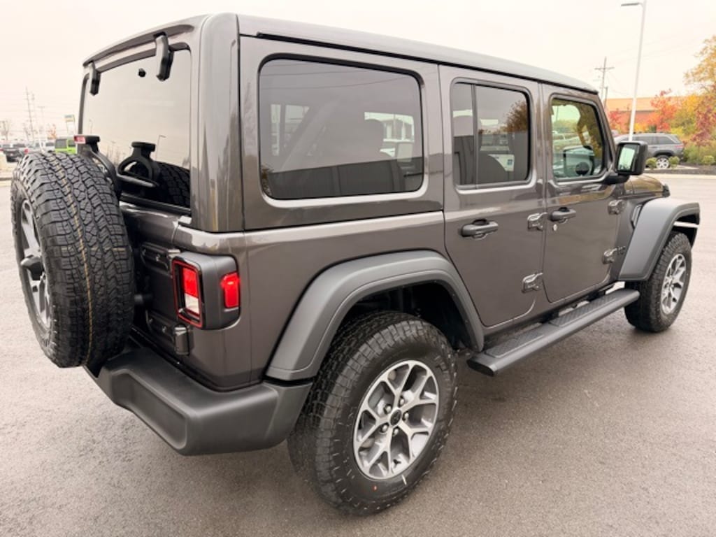 New 2026 Jeep Wrangler 4-DOOR SPORT S Sport Utility