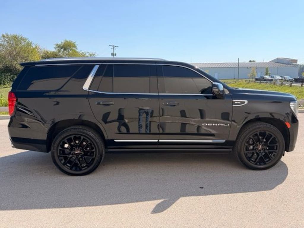 Used 2022 GMC Yukon Denali SUV