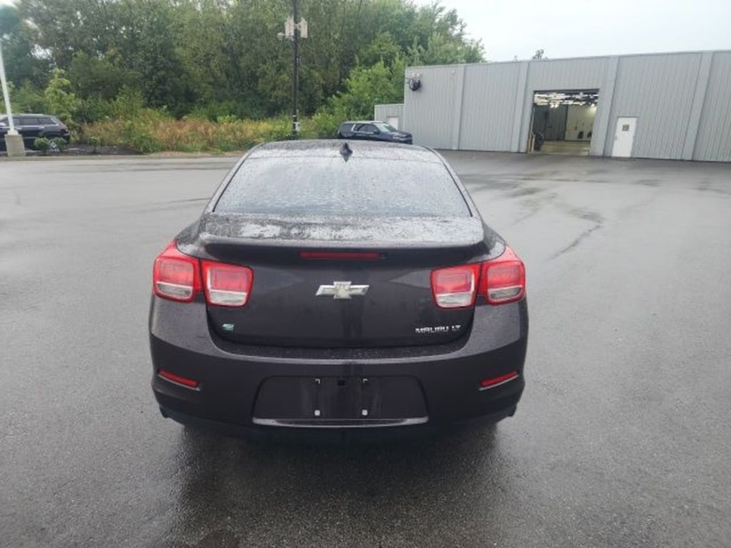 Used 2015 Chevrolet Malibu LT w/1LT Sedan