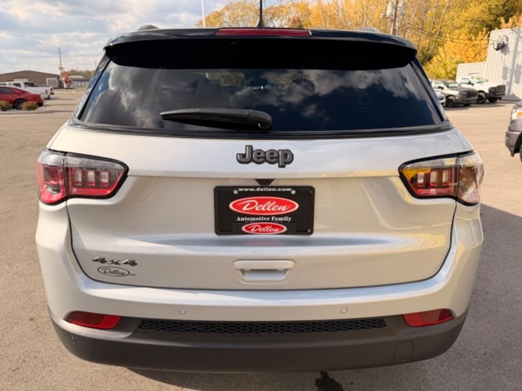 New 2026 Jeep Compass LIMITED ALTITUDE 4X4 Sport Utility