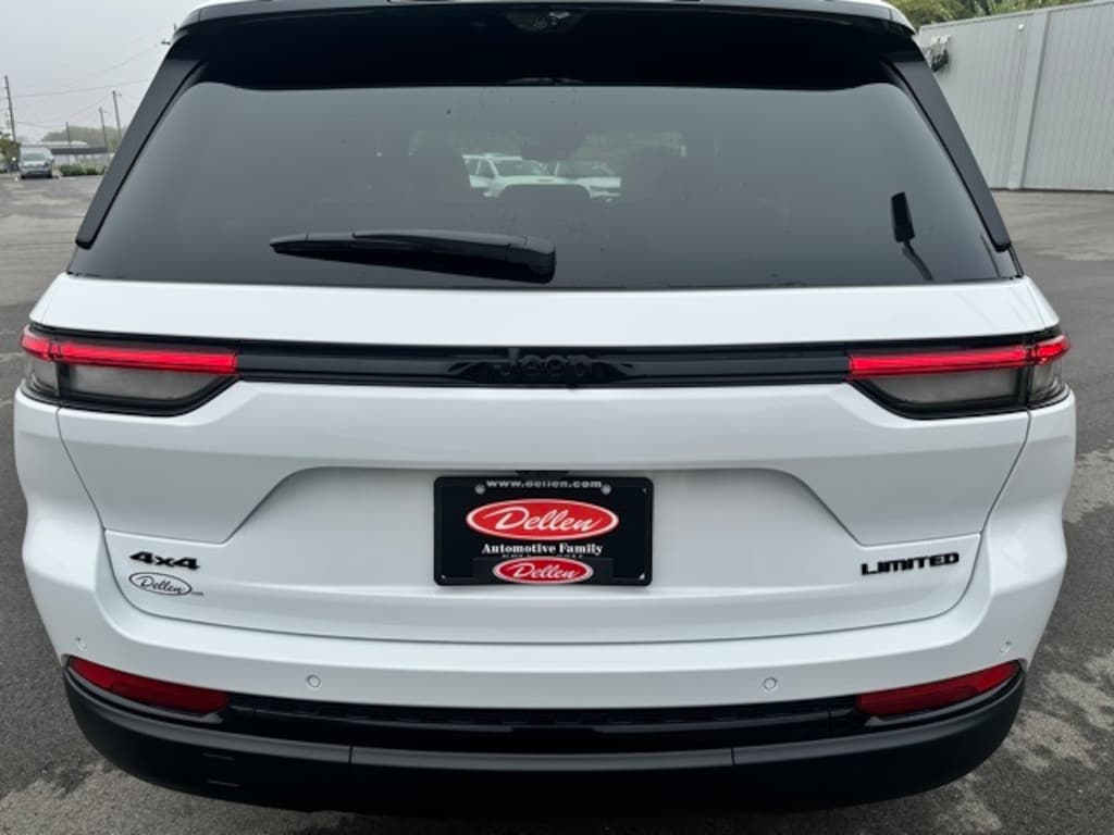 New 2025 Jeep Grand Cherokee LIMITED 4X4 Sport Utility