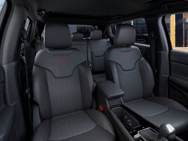 2026 Jeep Compass Trailhawk - Photo 16