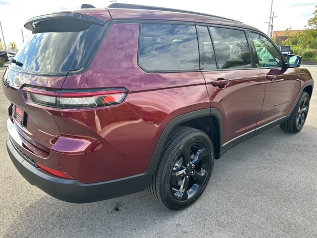 New 2025 Jeep Grand Cherokee L ALTITUDE X 4X4 Sport Utility