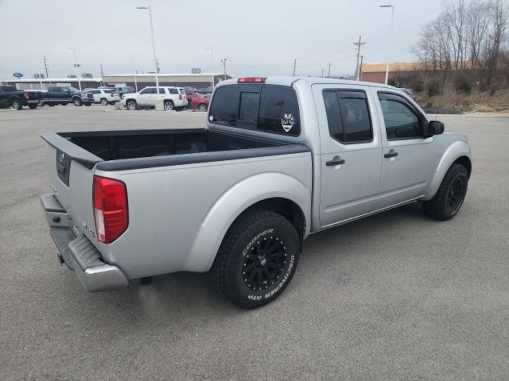Used 2015 Nissan Frontier SV Truck Crew Cab