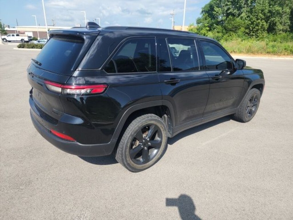 Used 2022 Jeep Grand Cherokee Limited SUV