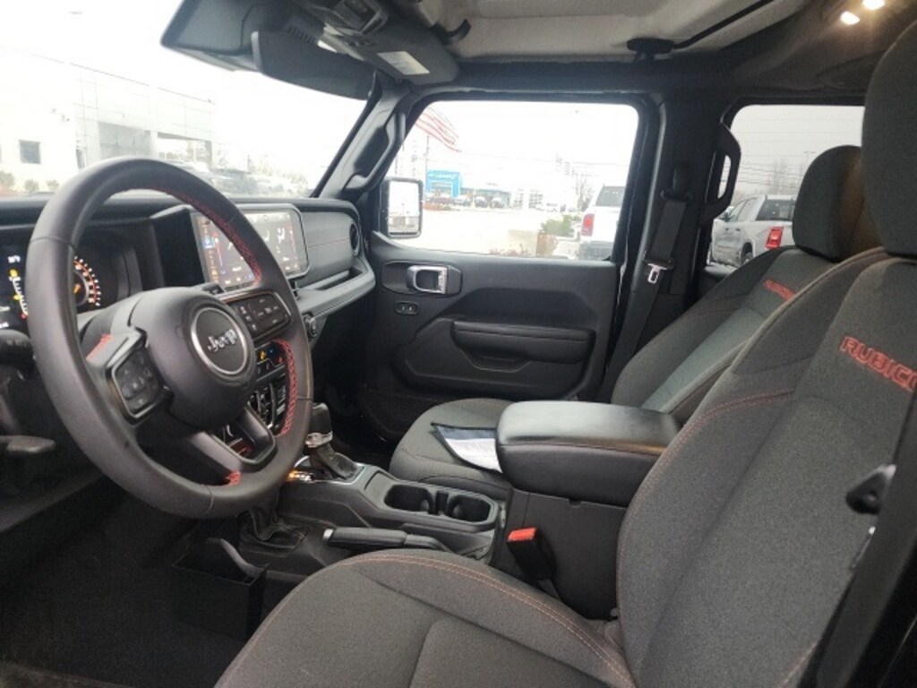 Used 2024 Jeep Wrangler Rubicon SUV