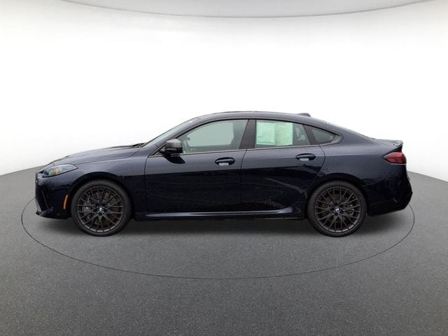 2025 BMW 2 Series M235 - Photo 8